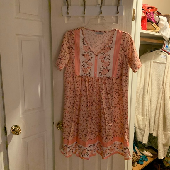 Two more!! Pretty Boho floral vintage style dress - Picture 2 of 4